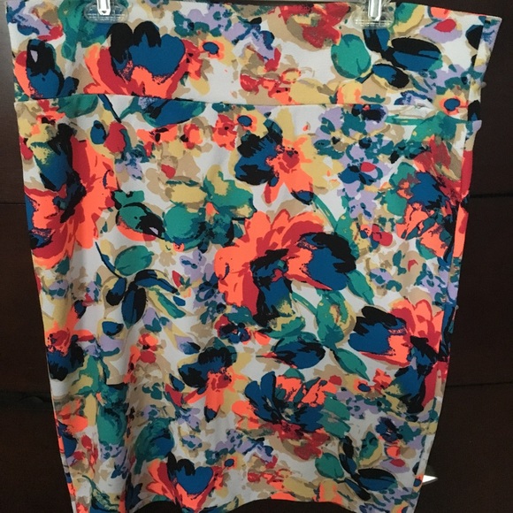 LuLaRoe Dresses & Skirts - Lularoe cassie